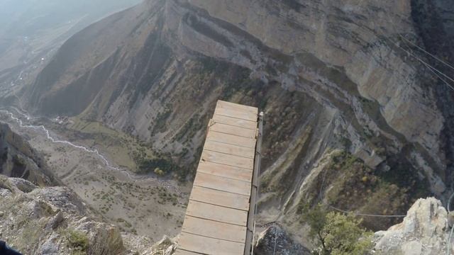 Лестница 21.10.2017. Паша первый прыг. смотреть онлайн