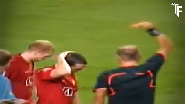 КАК ФУТБОЛИСТЫ ИГРАЮТ РУКАМИ смотреть онлайн