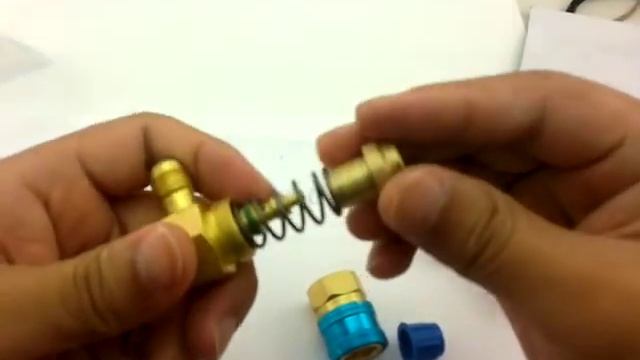 Auto AC System R134a Quick Connectors/Adapters/Couplers Low/High Set HVAC Freon