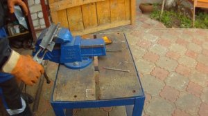 Приспособление.Как просверлить отверстие по центру трубы.DIY.Device.