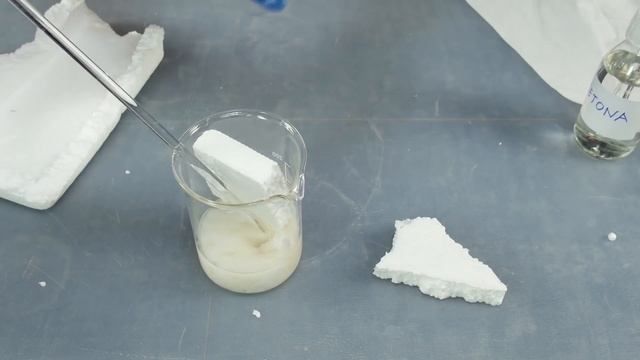 Reciclar Plástico. Poliestireno y Acetona. Proyecto de Ciencias. ♻️ смотреть онлайн