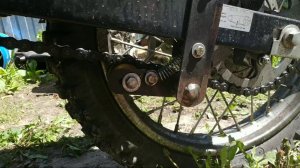 Натяжитель цепи для мотоцикла.