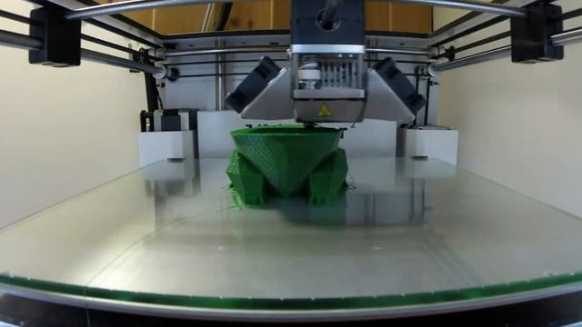 3D Printing Lowpoly Bulbasaur on the Ultimaker 2 смотреть онлайн