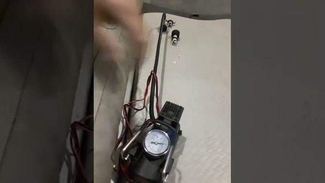Как накачать лодку ПВХ автокомпрессором!!! Инновационные технологии!!! смотреть онлайн
