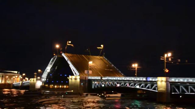 Развод мостов в СПб смотреть онлайн