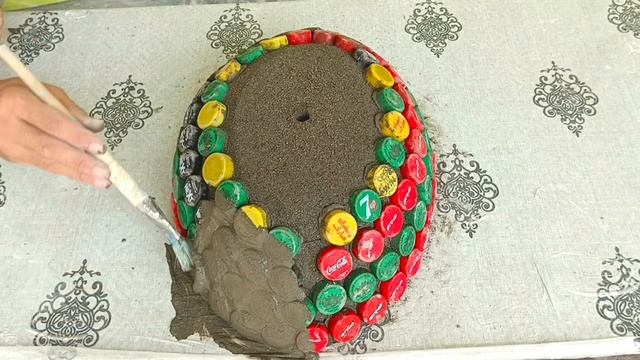 Bottle cap flower pot ideas / How to make flower pots from plastic bottle caps / DIY bottle cap смотреть онлайн