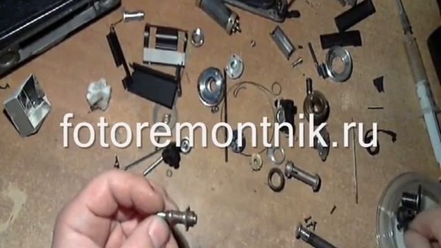 Сборка Зенит Е из Киева 2.Фоторемонт. Ремонт пленочных (ретро) фотоаппаратов выпущенных в СССР. смотреть онлайн