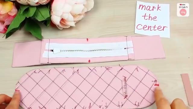 4 SUPERB MINI POUCHES TUTORIAL смотреть онлайн