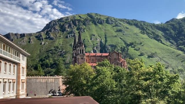 # 232 Ковадонга. Место Где Нужно Побывать В Испании. Covadonga. Asturias смотреть онлайн
