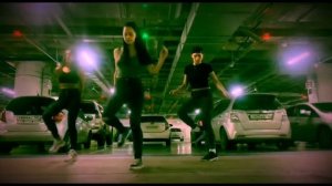 Крутой танец шафл