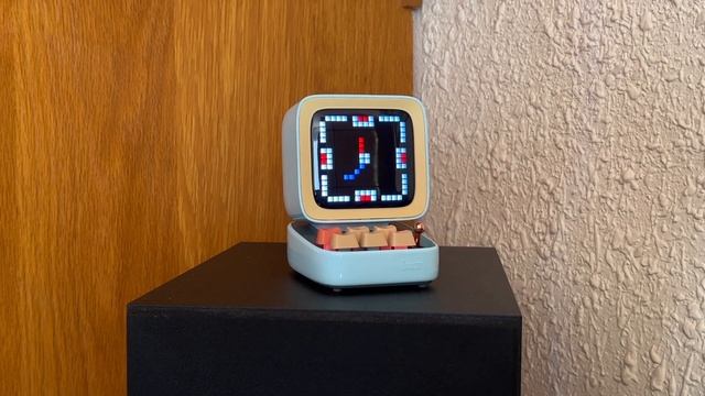 Divoom Ditoo Plus | un altavoz bluetooth "único" en su especie смотреть онлайн