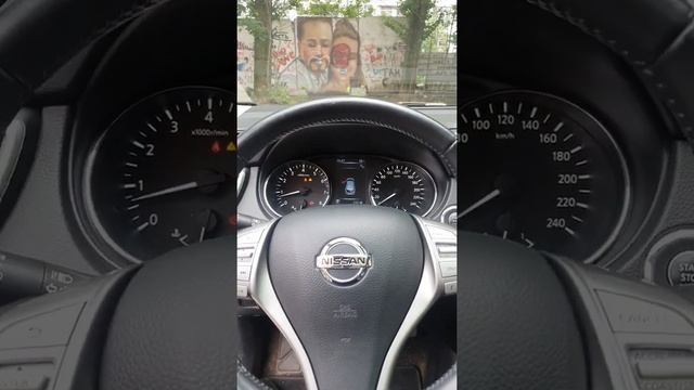 Осмотр Nissan QASHQAI смотреть онлайн