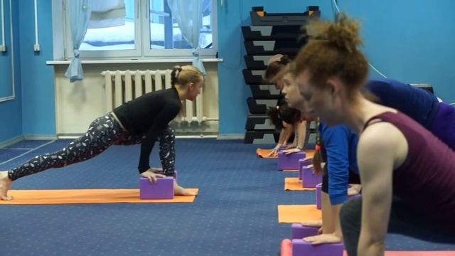 Школа йоги Yoga Surya в Казани. Интенсивная практика смотреть онлайн