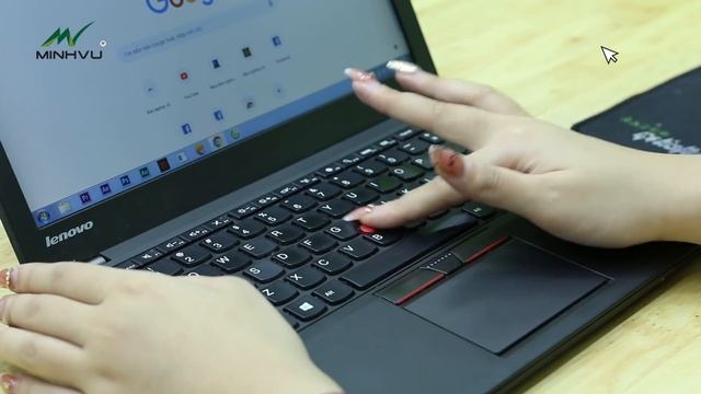 Review Lenovo Thinkpad X250 - Phiên bản nâng cấp hoàn hảo của X240 смотреть онлайн