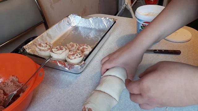 СЛОЙКИ - РУЛЕТИКИ С РЫБОЙ(ФАРШ РЫБНЫЙ) смотреть онлайн