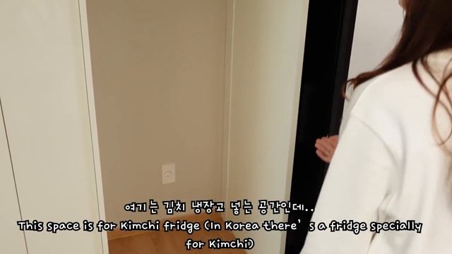 어린 국제커플 아파트 살림을 소개합니다!  // Apartment Home Tour ! A NEW HOME!