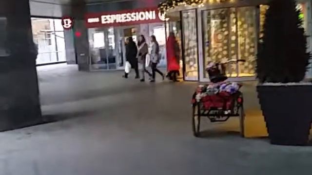 Тц райкин плаза 24.10 15:03 код 883 229человек смотреть онлайн