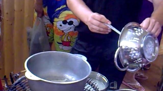 Абхазия. Мастер класс по изготовлению адыгейского сыра смотреть онлайн
