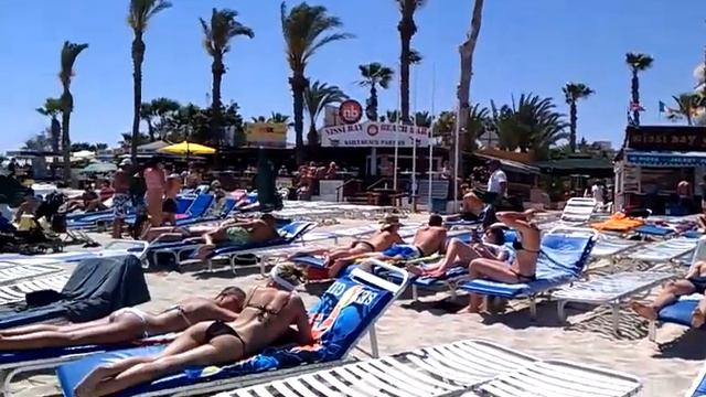Nissi beach в Айя-Напе смотреть онлайн
