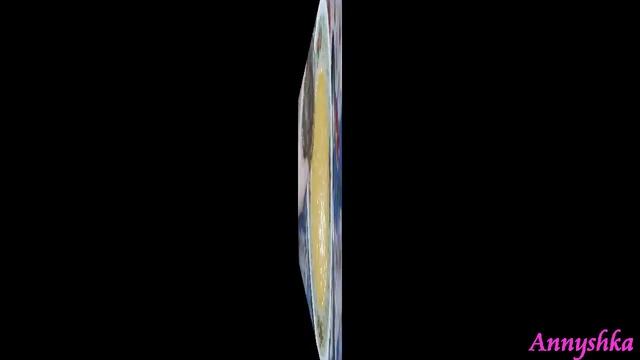 ТОНКИЕ, ХРУСТЯЩИЕ ВАФЛИ В ВАФЕЛЬНИЦЕ. ВАФЕЛЬНЫЕ ТРУБОЧКИ РЕЦЕПТ. HOW TO MAKE WAFER ROLLS смотреть онлайн