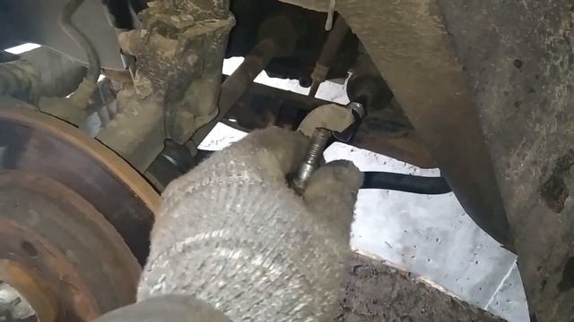 Замена рулевых наконечников смотреть онлайн