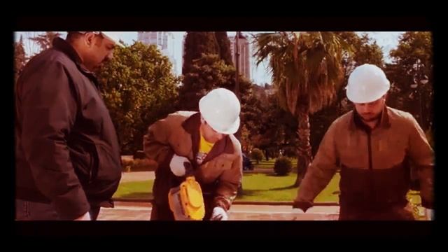 Эй почему не работаешь дармоеды??? смотреть онлайн