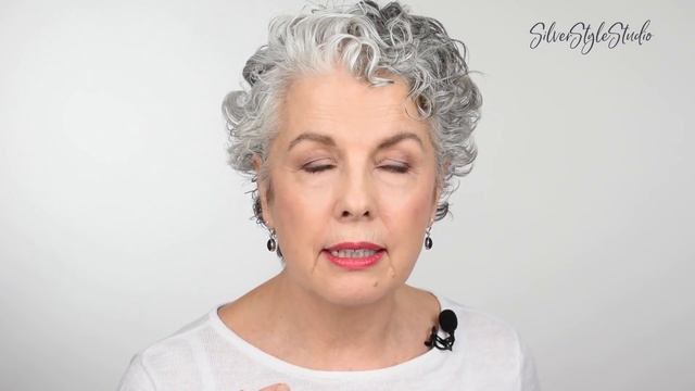 Kerry-Lou Reviews 7 pro-age cream blushes смотреть онлайн