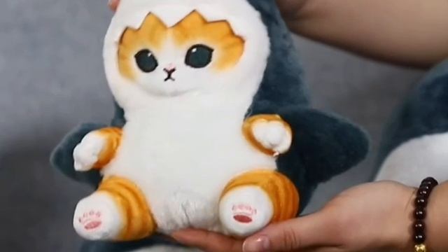 Брелок кошка,акула смотреть онлайн