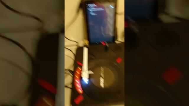 Портативная DVS. Таймкод винил serato 7" на Numark pt-01 scratch смотреть онлайн