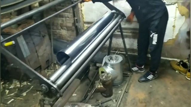 Изготовление трубы из жести. Минипроизводство. 0.5 мм. Немного слов о нержавейке. AISI 430. смотреть онлайн