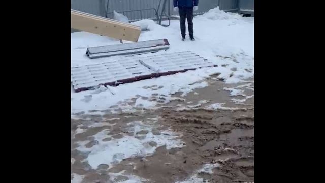 Заезжаем на новый объект в Московской области.
