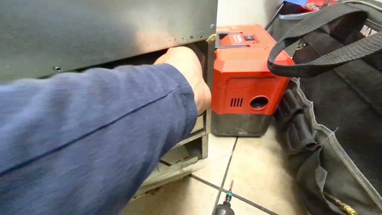 Еще один Freezer. Коммерческий. смотреть онлайн