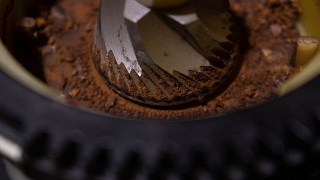 Мельница крутится а кофе аппарат не намалывает кофе Jura F70 смотреть онлайн