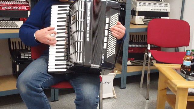 Klangprobe Akkordeon Weltmeister Cantus V смотреть онлайн