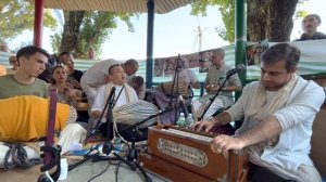 Садху Санга-Нараян прабху-киртан