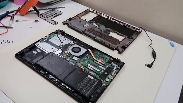 How To BIOS Reset on Acer Computer - CMOS Battery Replacement - Laptop Wont Turn On Fix #2 смотреть онлайн