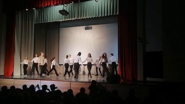 День первокурсников АВТФ НГТУ 2023 #13 - Истории преподавателя + красивый танец - Hit the road, Jac смотреть онлайн