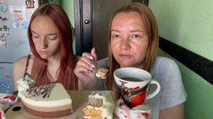 Сладкий мукбанг