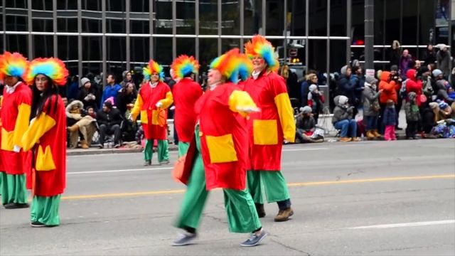 ВЛОГ ?? Парад Санты в Торонто ? Рождественское Настроение ?? Жизнь в Канаде / VLOG Santa Parade 201 смотреть онлайн