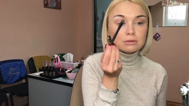 Весенний сочный макияж с оттенками зелени смотреть онлайн