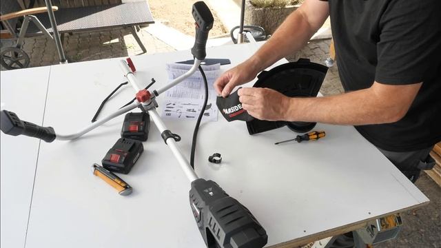 PARKSIDE® PERFORMANCE 2x 20 V 2in1 Akku Freischneider PPFSA 40 Li A1 смотреть онлайн