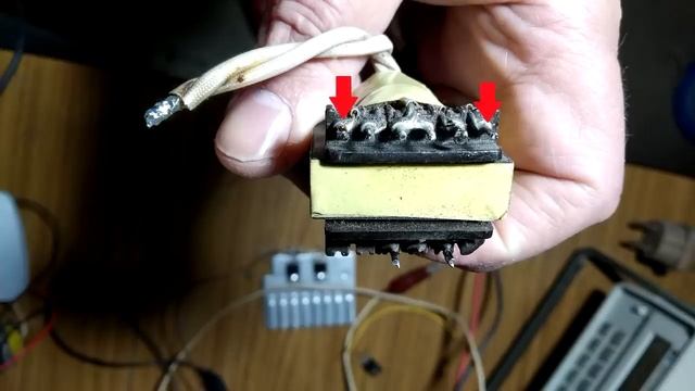 PROYECTOS CON FUENTES DE COMPUTADORA PRIMERA ENTREGA INVERSOR 12V A 220V смотреть онлайн