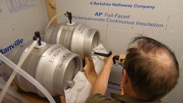 Cellaring of Real Ale. Tapping the Casks смотреть онлайн
