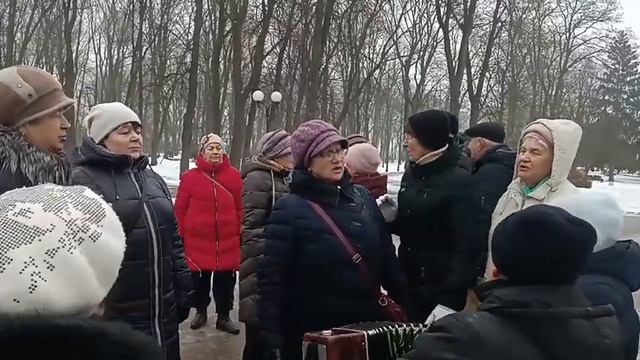 Душевные песни в парке Гомеля. смотреть онлайн