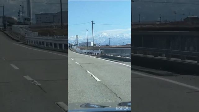 Отдаю документы на авто, заодно заехал на стоянку с битками, Camry под клиента в разбор на запчасти смотреть онлайн