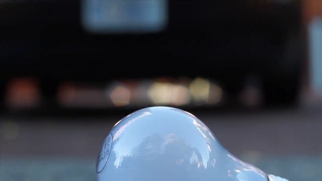 Saving a Light Bulb -- LivingEfficiently.org Times Square CBS Super Screen Ad смотреть онлайн