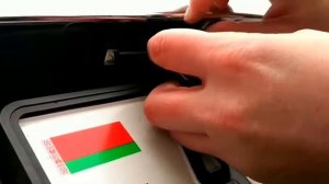 Замена лампочки фонаря освещения номера Nissan X Trail Т31