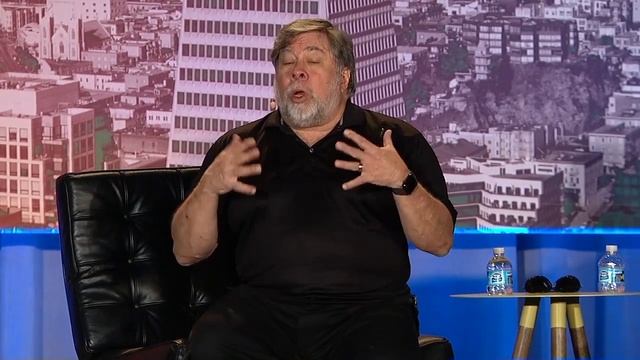EDB Postgres Vision 2016 Day 2: Steve Wozniak & Kathleen Kennedy смотреть онлайн