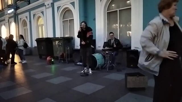 УЛИЧНЫЕ МУЗЫКАНТЫ СПб,Глеб Васильев и гр.Шумные соседи(2) 18.09.23. смотреть онлайн
