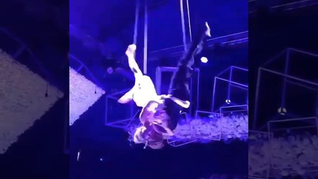 Свадебный танец Никиты Преснякова поразил всех гостей! смотреть онлайн